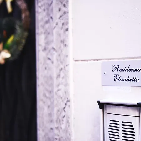 Residenza Elisabetta Konukevi 4*